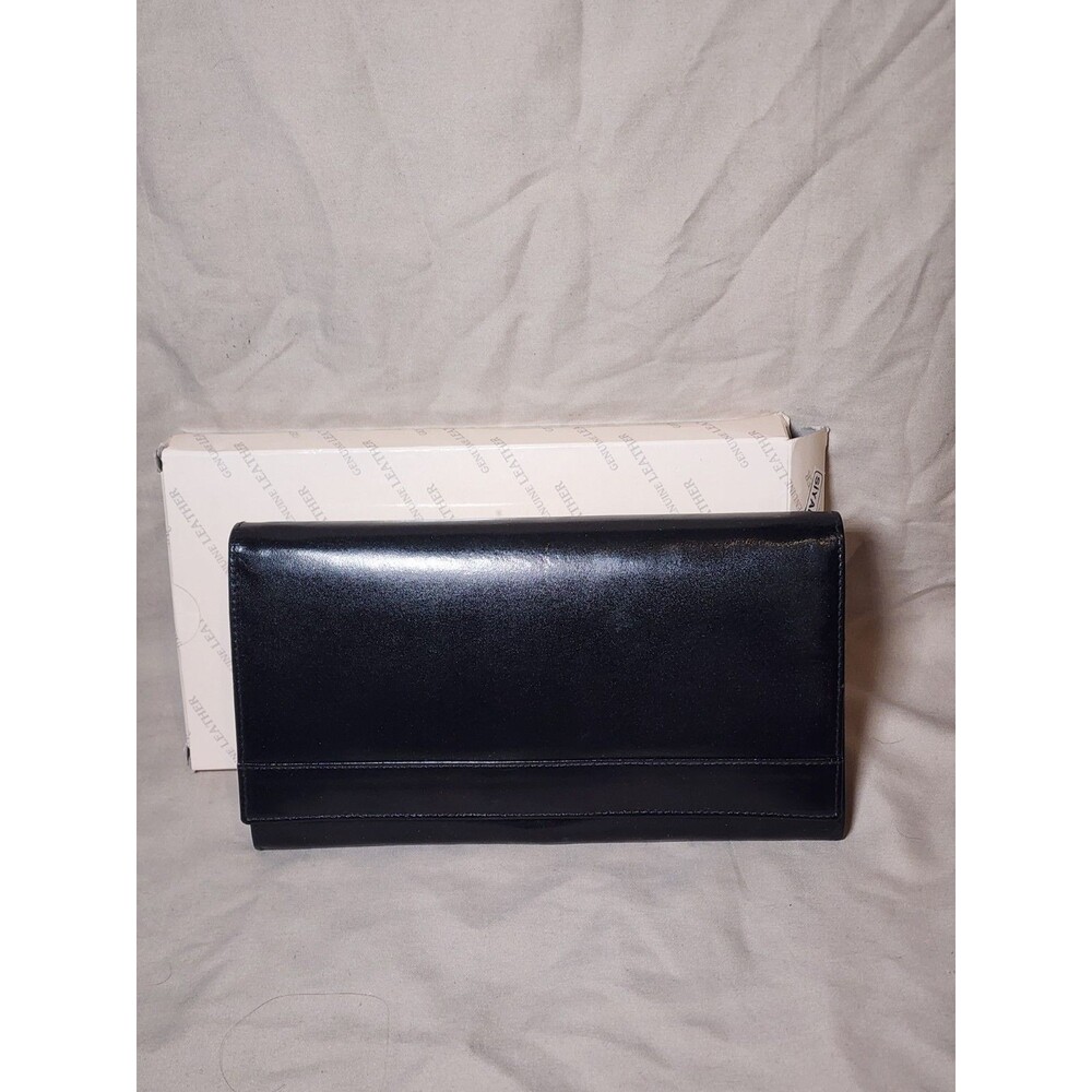 MET Women’s Black Fashion Wallet Snap Closure Checkbook Organizer Style